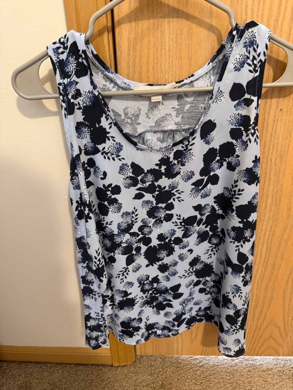 LOFT Light Blue Floral Scoop Neck Tank with Navy Print